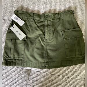 NWT Aritzia supply cargo micro skirt